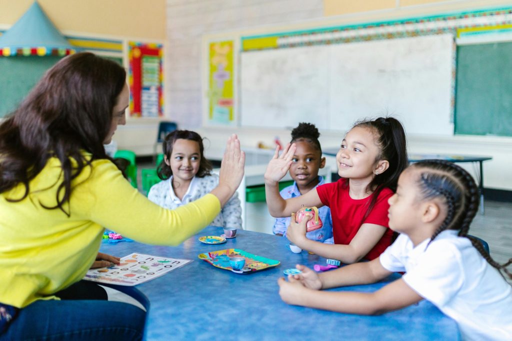 Download our Back-to-School Guide for Establishing Routines and Procedures